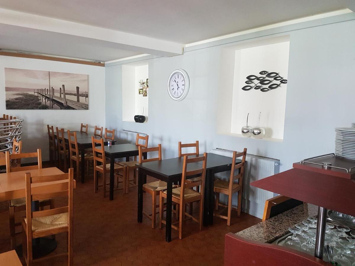 Auberge Le Guinefort Lehon Ngoại thất bức ảnh