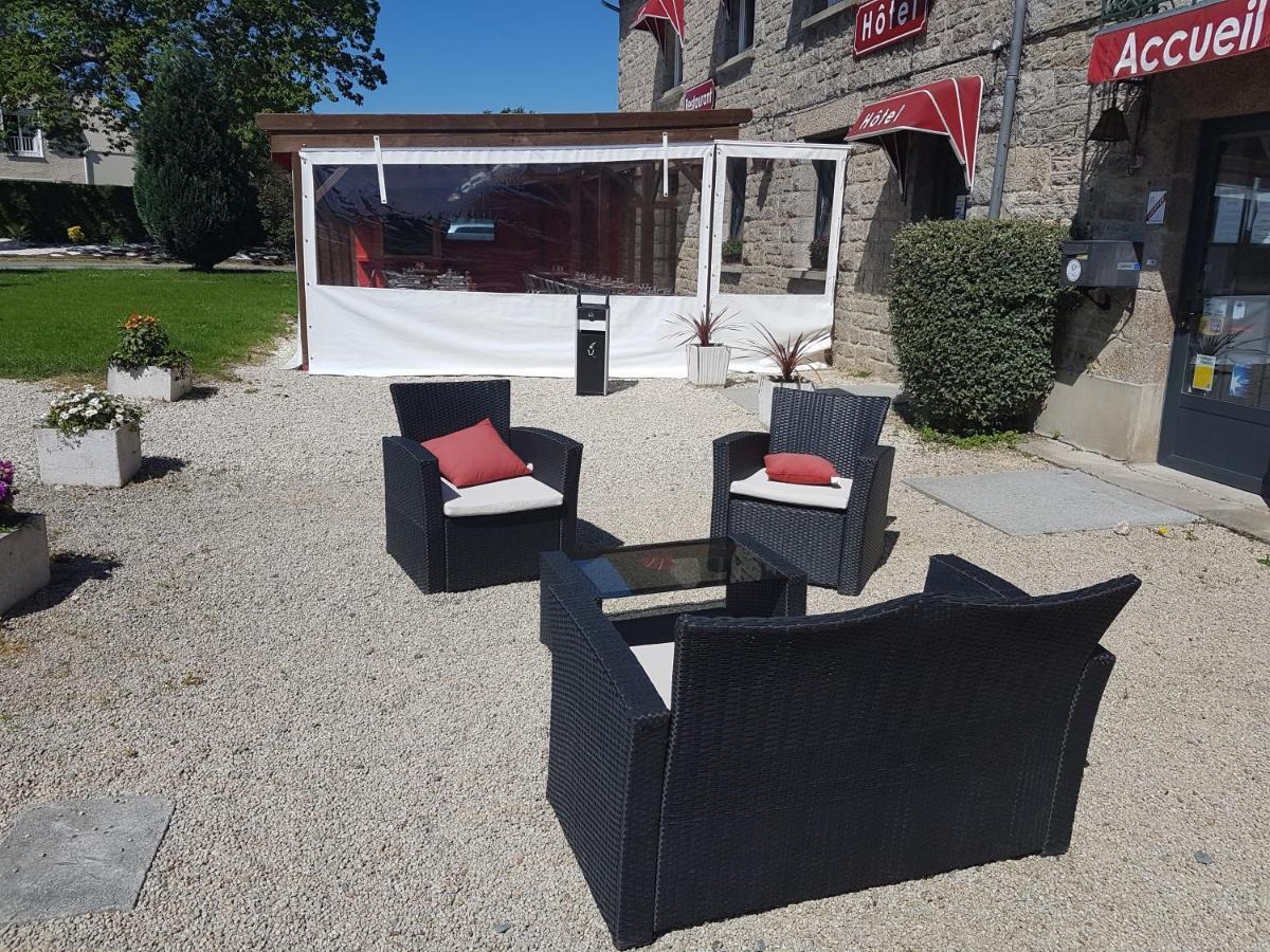 Auberge Le Guinefort Lehon Ngoại thất bức ảnh