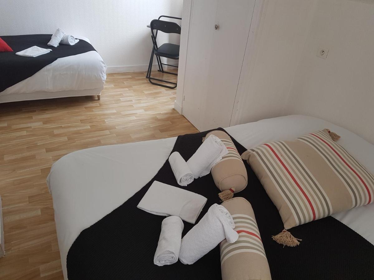 Auberge Le Guinefort Lehon Ngoại thất bức ảnh